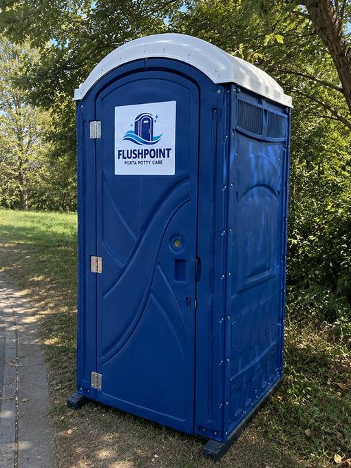 Deluxe flushing portable restroom rented in San Francisco, CA